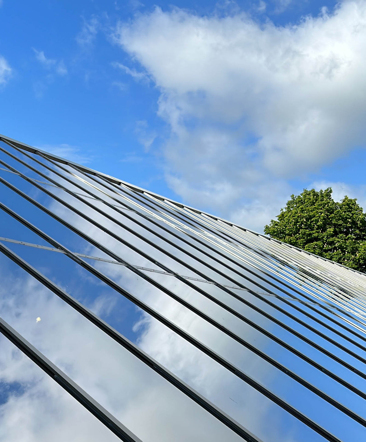 Medium Reflective Silver External - Solar Control Film